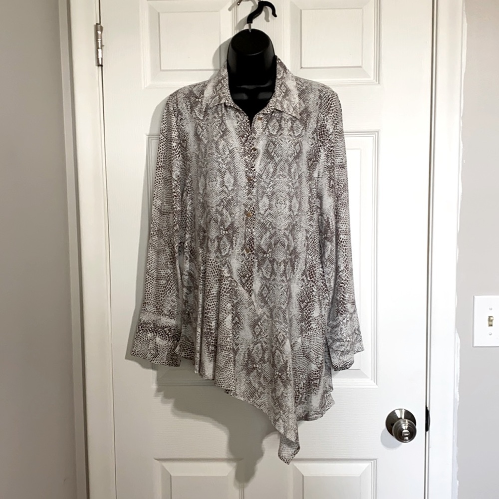 Zara Basic Long Sleeve 3/4 Button Pullover Asymme… - image 1